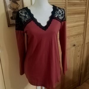 Women's V-Neck Crochet Lace Trim Rust Long Sleeve Top